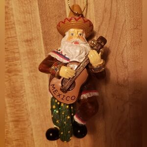 Papa Noel Sombrero Santa Ornament